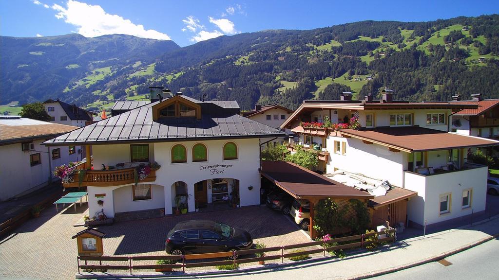 Ferienwohnungen Floerl Zell am Ziller Buitenkant foto