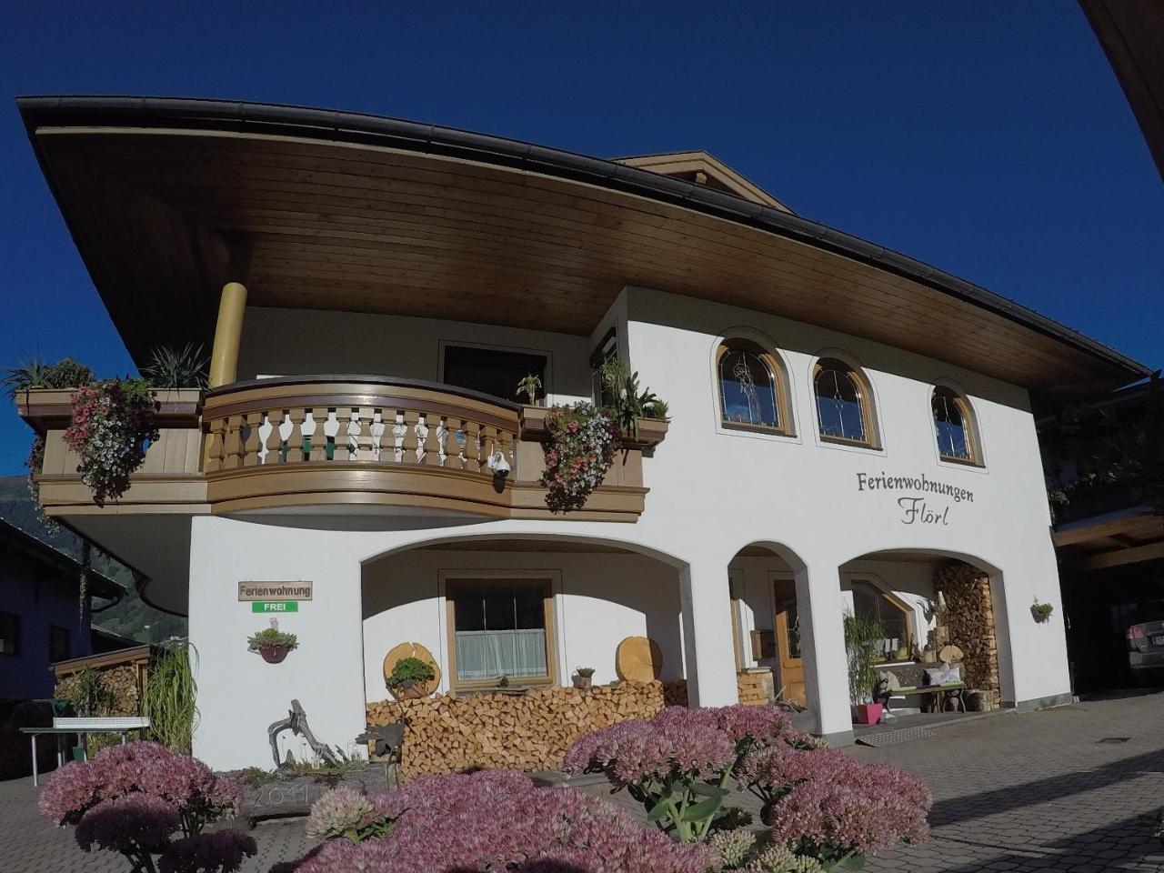 Ferienwohnungen Floerl Zell am Ziller Buitenkant foto